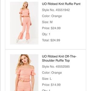Not selling ISO this urban outfitters set